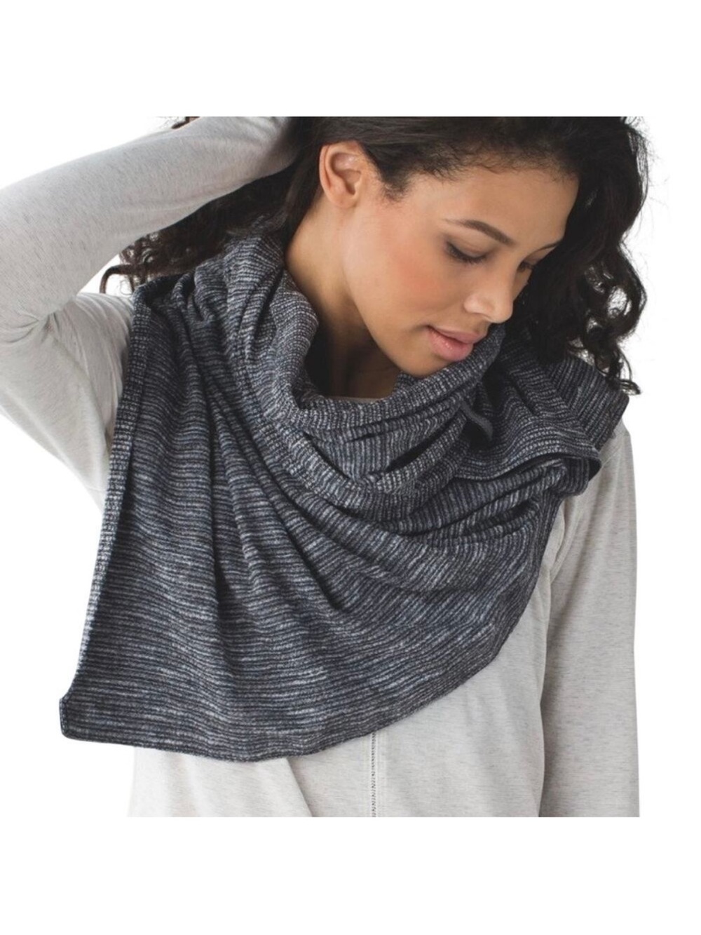 Lululemon Vinyasa Infinity Scarf Wrap Shawl Heathered Black Snap Convertible